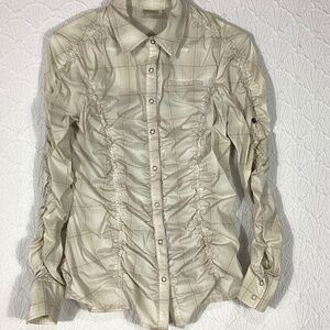 Athleta women’s medium button up long sleeve rusched snap